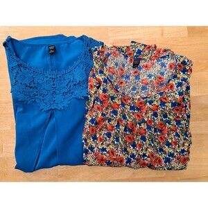 Emery Rose Lot of 2 Women’s Tops Size 5XL Multicolor Floral & Blue w/ Lace Trim